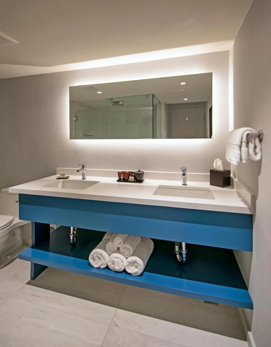 Image 3 of La Jolla Cove Suites