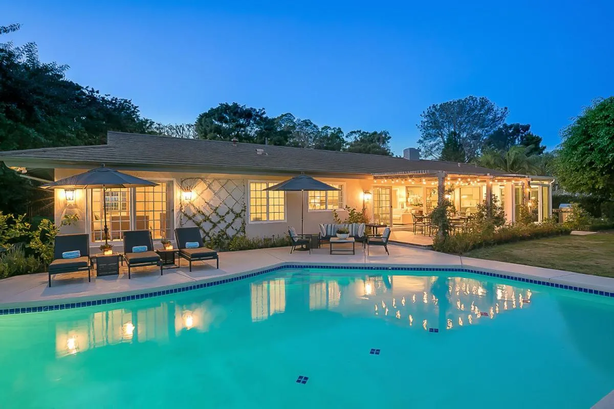 Image 3 of La Jolla Scenic Retreat