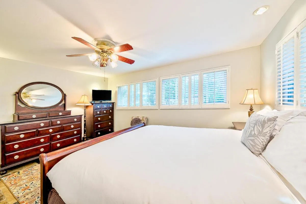 Image 6 of La Jolla Shores Hideaway