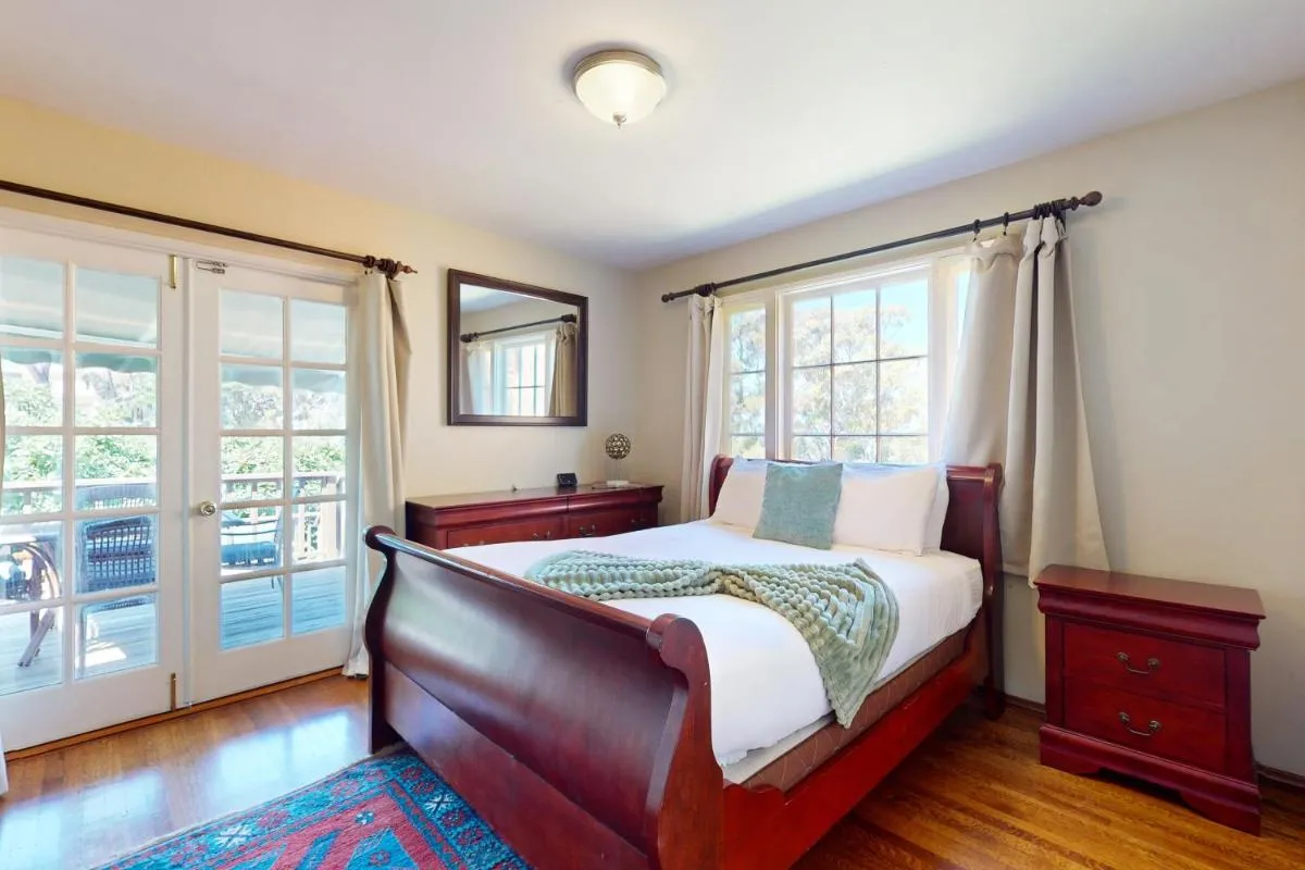 Image 1 of Ludington Palace