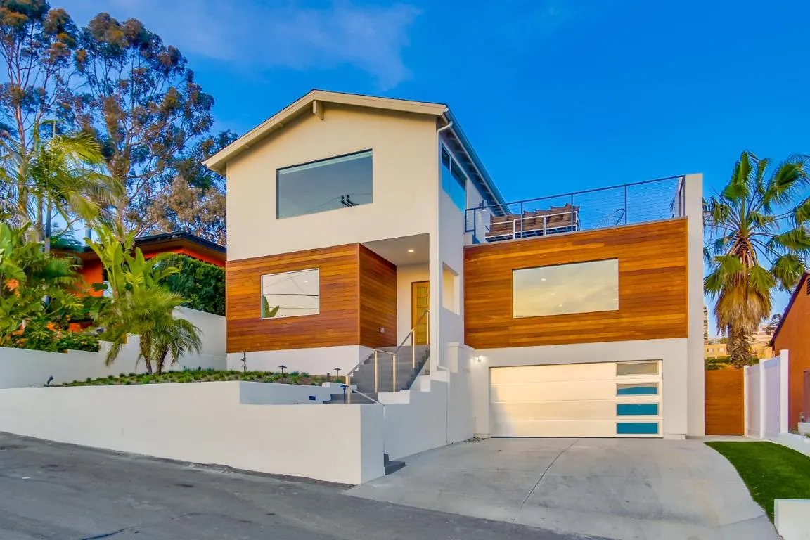 Image of Luxury Ocean & Canyon views near downtown