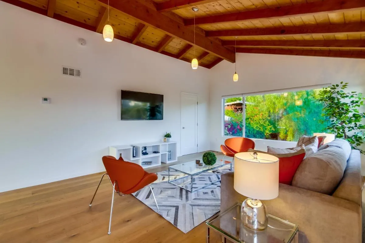 Image 4 of Luxury Ocean & Canyon views near downtown