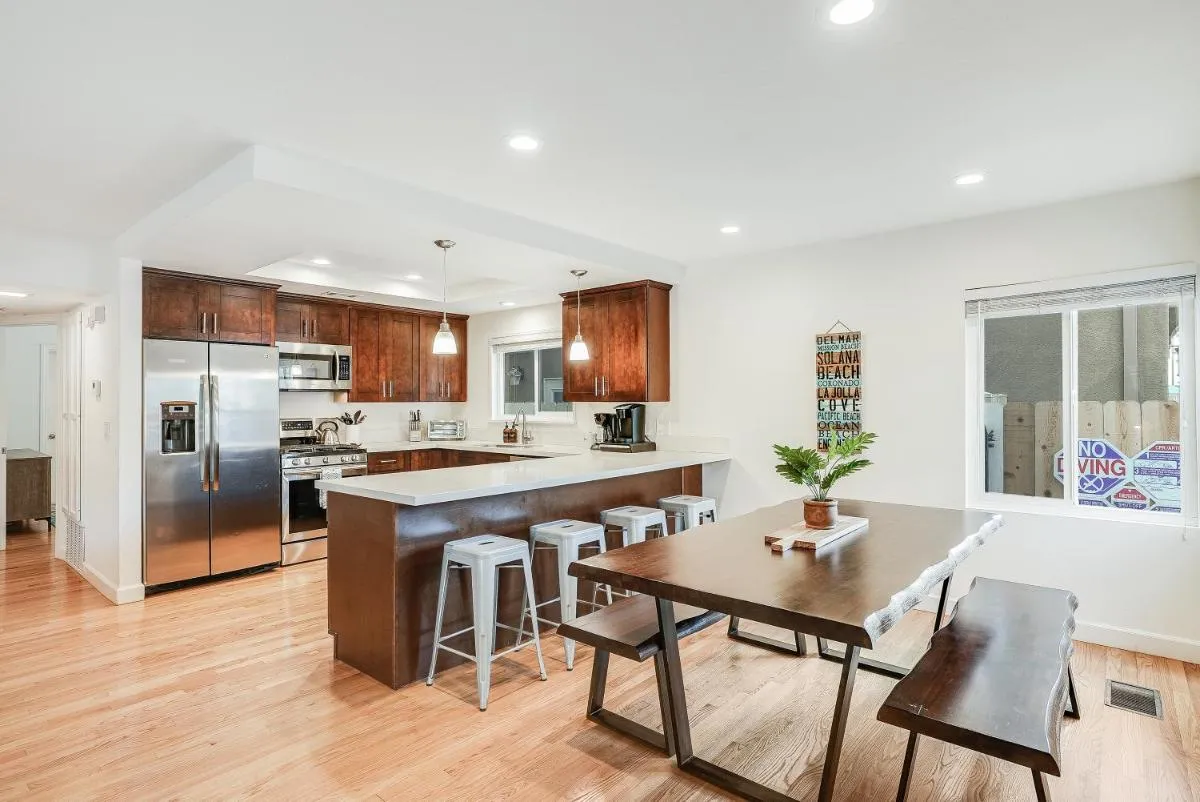 Image 2 of Massive Beach Home w Stunning Rooftop, Parking, Spa, AC & Bay Views!