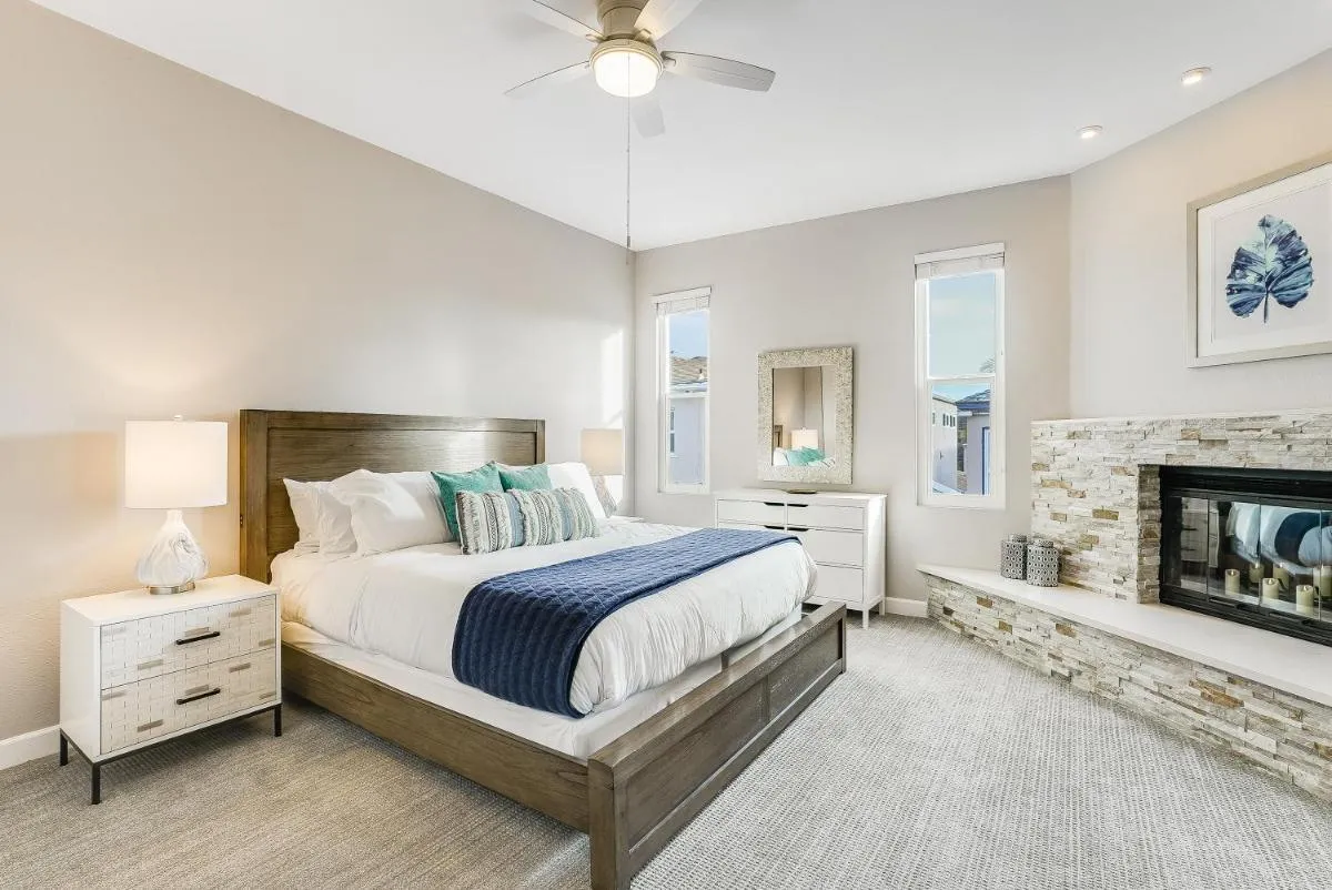 Image 6 of Massive Beach Home w Stunning Rooftop, Parking, Spa, AC & Bay Views!