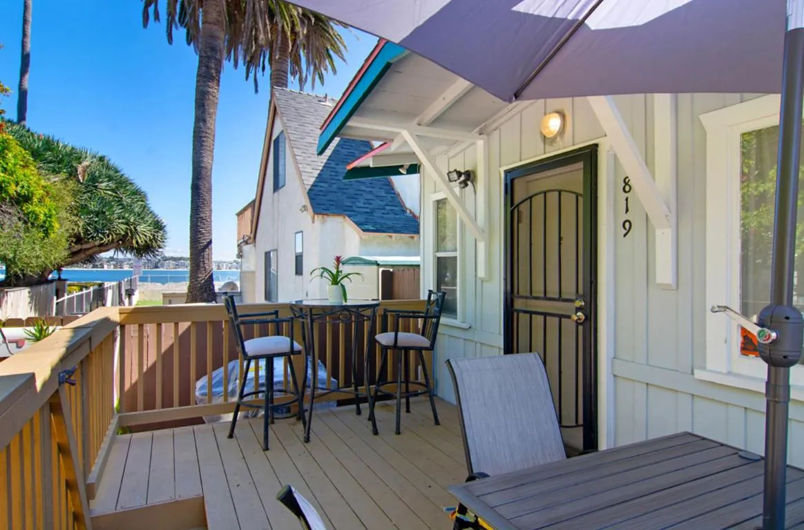 Image of Mission Bay Cottage – Bay View Patio, Parking, WasherDryer