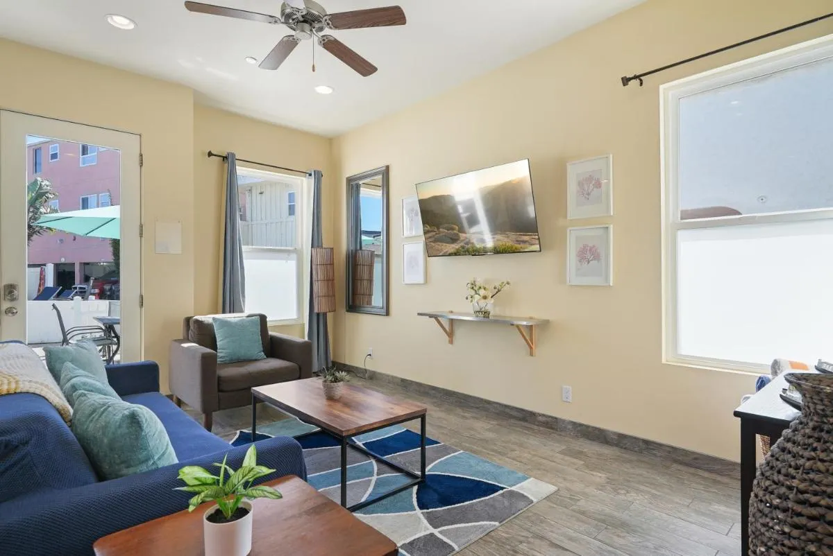 Image 4 of Mission Paradise – Spa, Pet Friendly, Steps2Sand