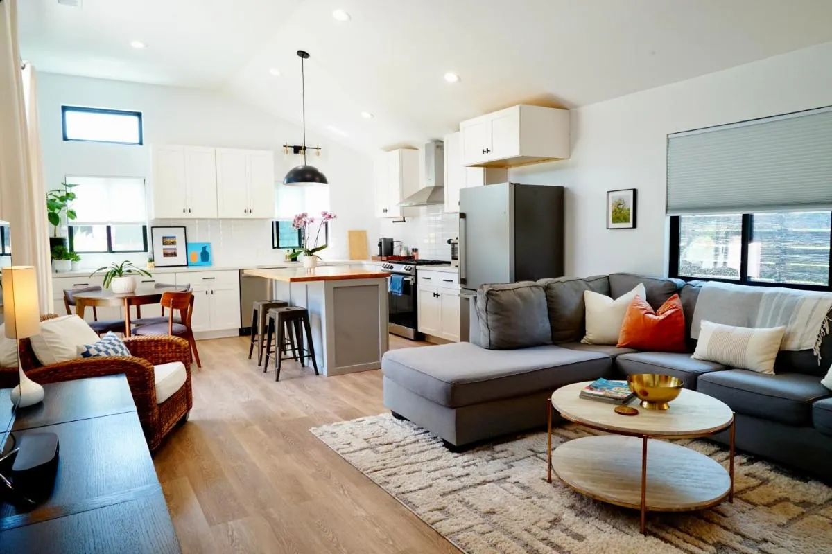 Image 3 of Newly Built, Bright, and Modern Guest Home