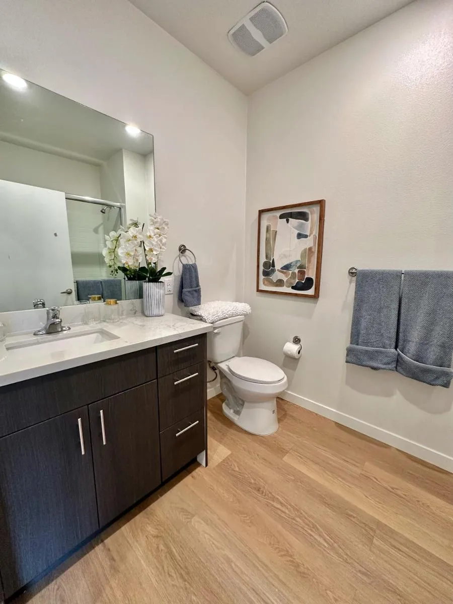 Image 6 of Nimitz Crossing Luxury Residences