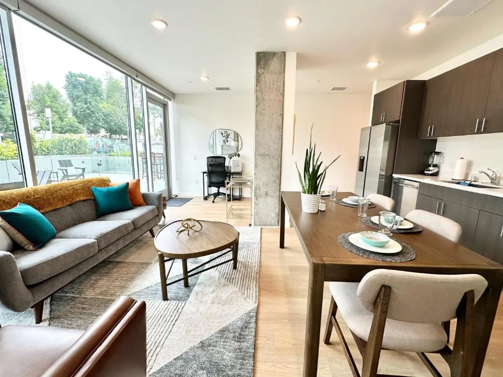 Image of Nimitz Crossing Luxury Residences