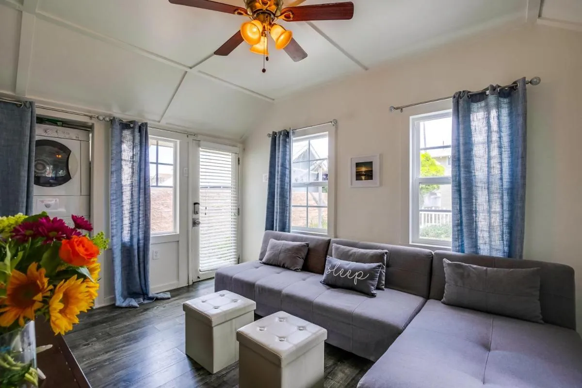 Image 4 of OB Beach Daze 2