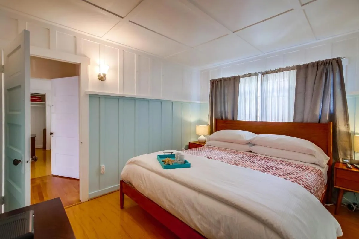 Image 5 of OB Beach House