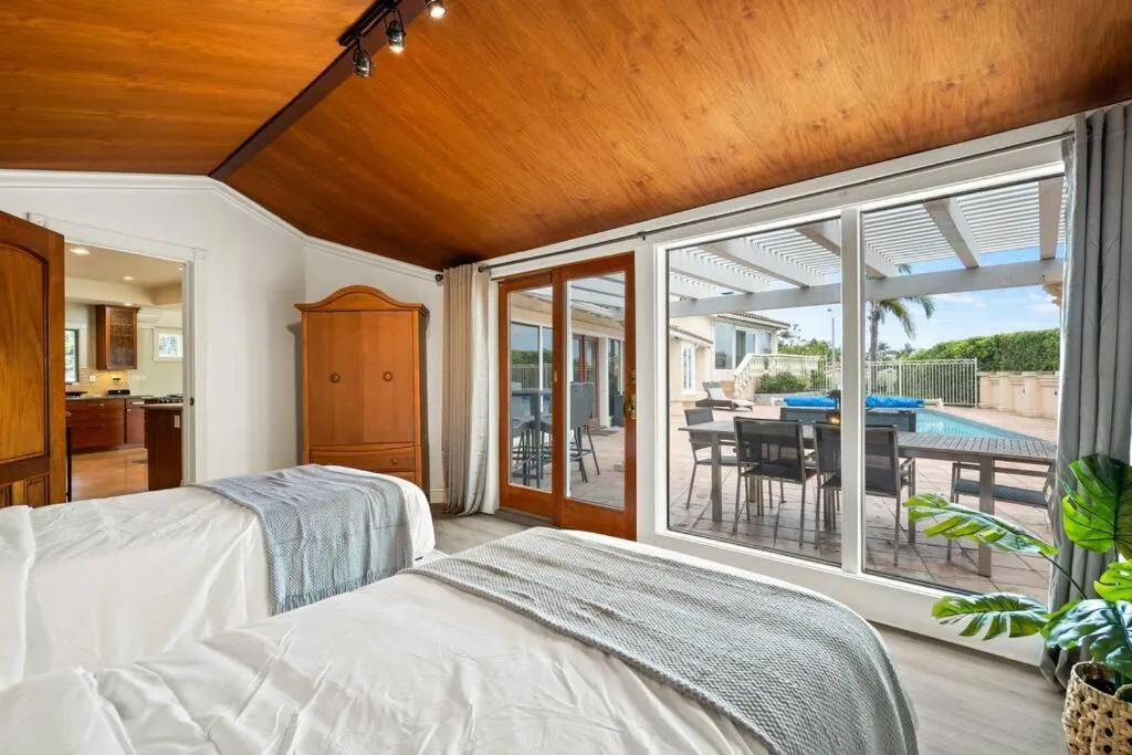 Image 1 of OCEAN View Villa w/ Hot-tub, Pool, Fireplace