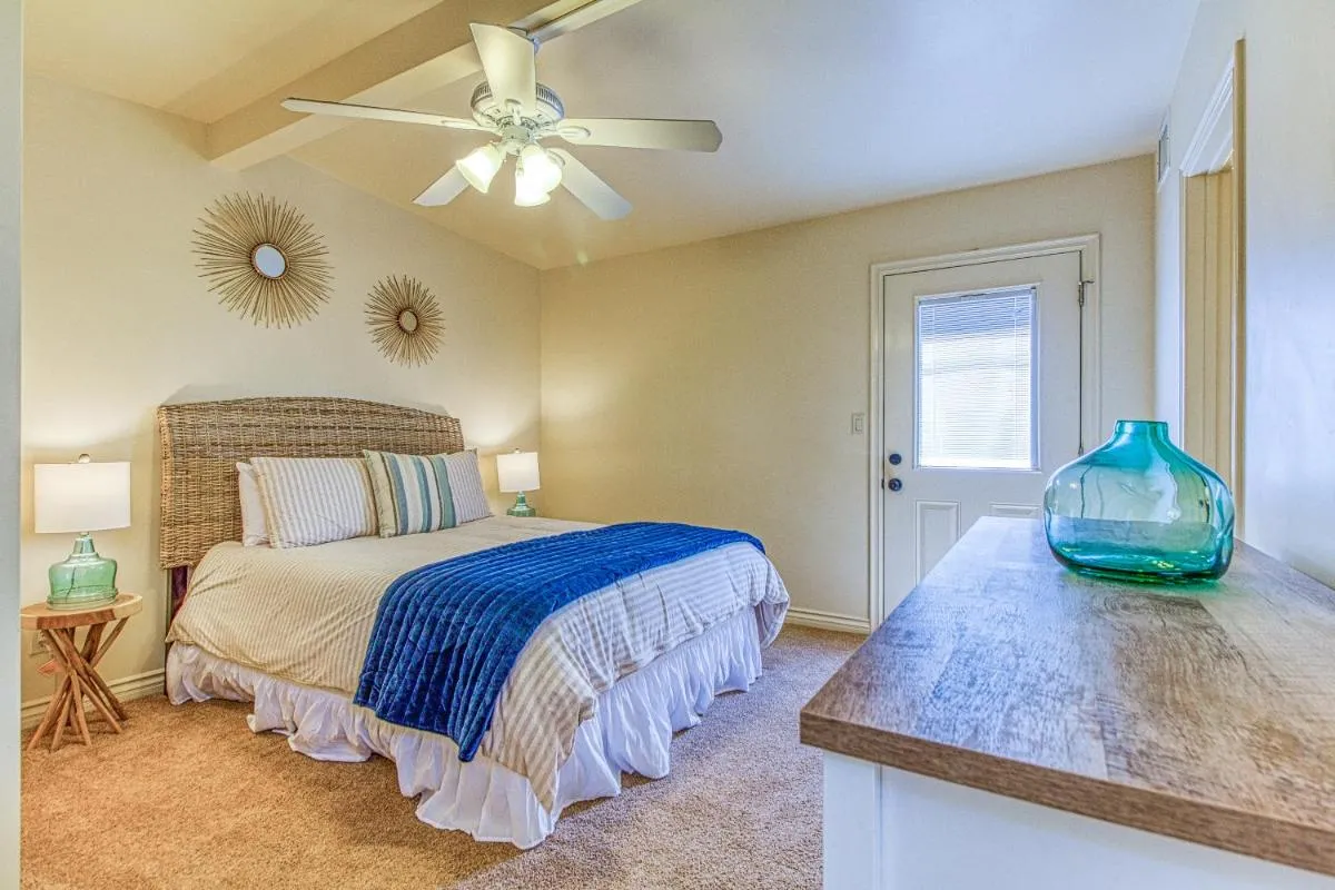 Image 1 of Ocean Beach Cliffs Sanctuary