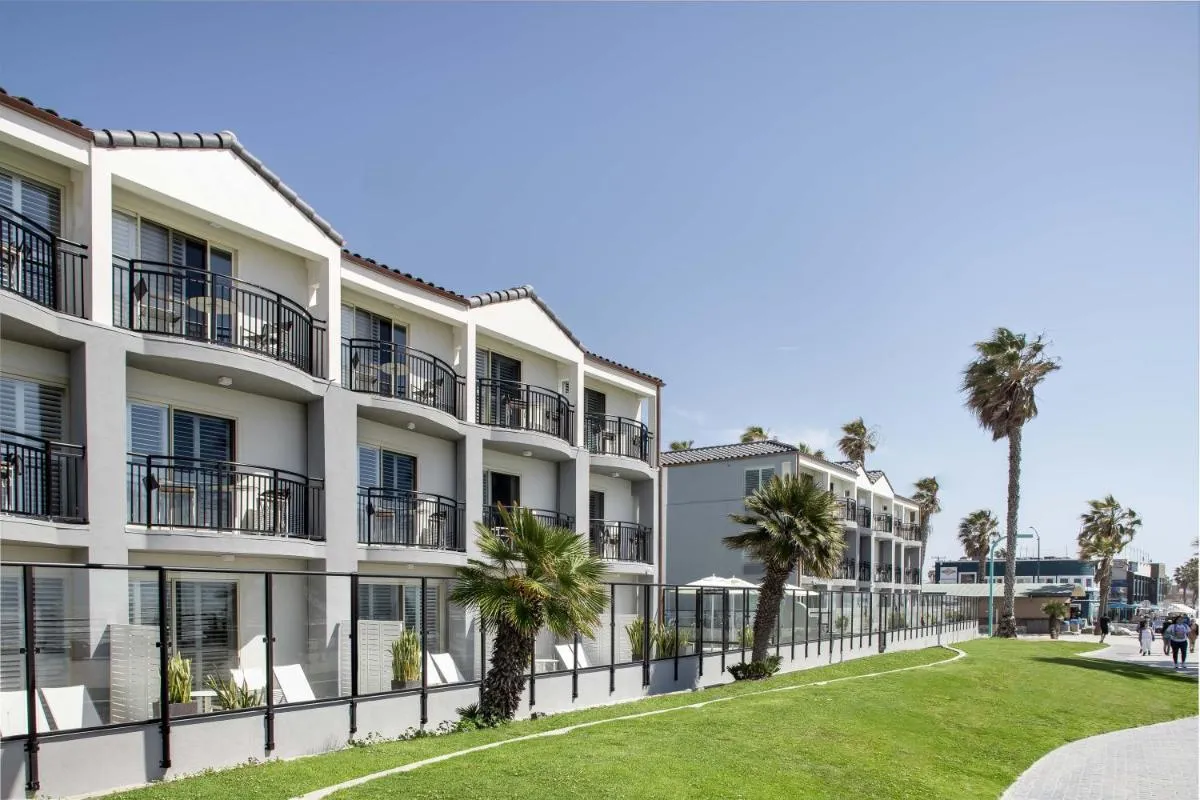 Image 4 of Ocean Park Inn