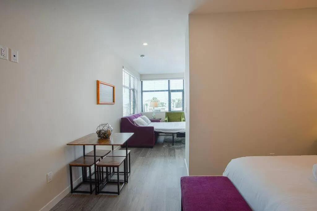 Image 1 of One Bedroom Apartment with San Diego Downtown View