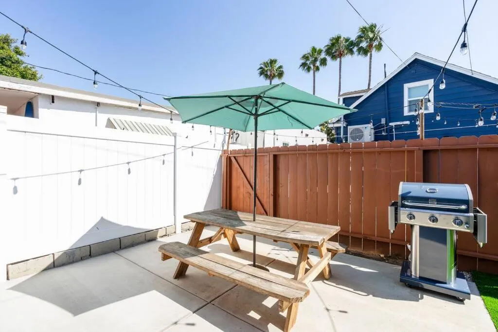 Image 4 of Orange Blossom -2BR Free EV Charger & Parking