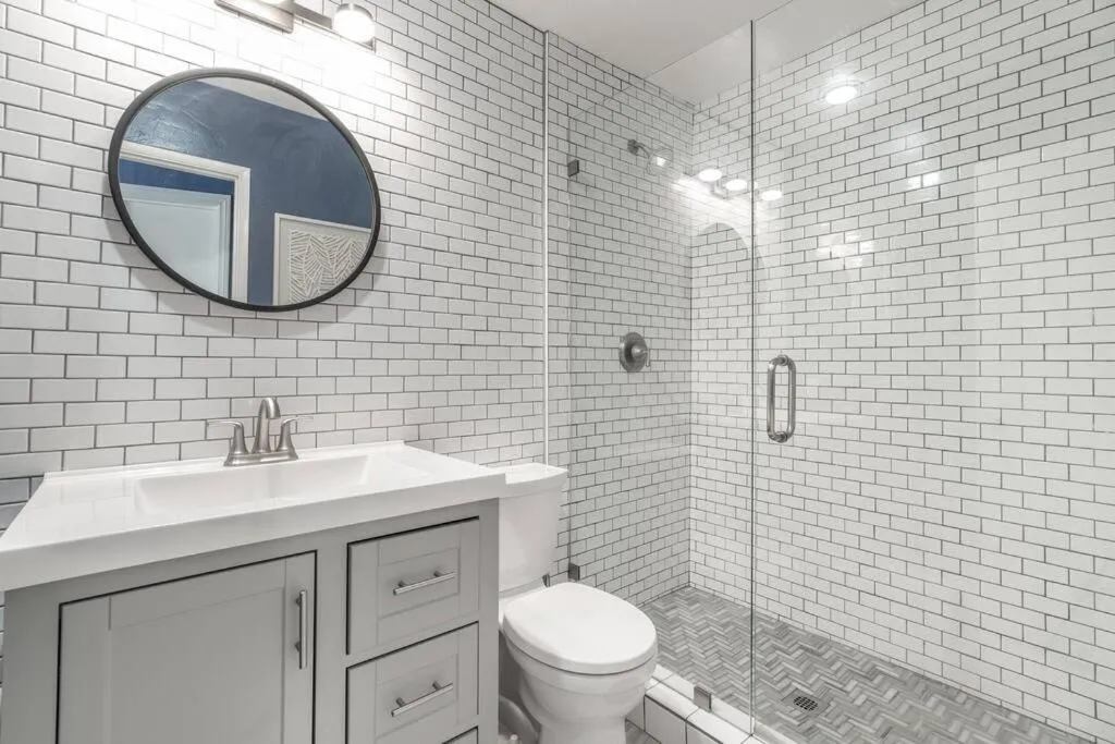 Image 2 of PORCHLIGHT HOME Central San Diego FREE parking