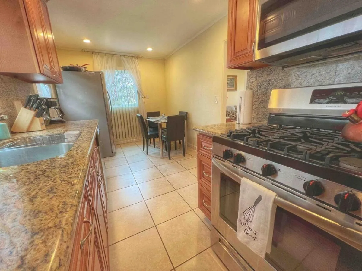 Image 3 of Pacific Beach Getaway Blocks From The Beach