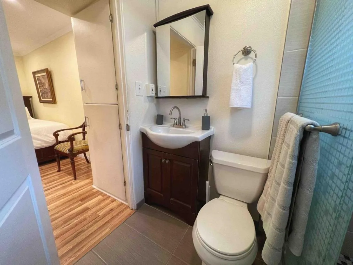 Image 2 of Pacific Beach Getaway Blocks From The Beach