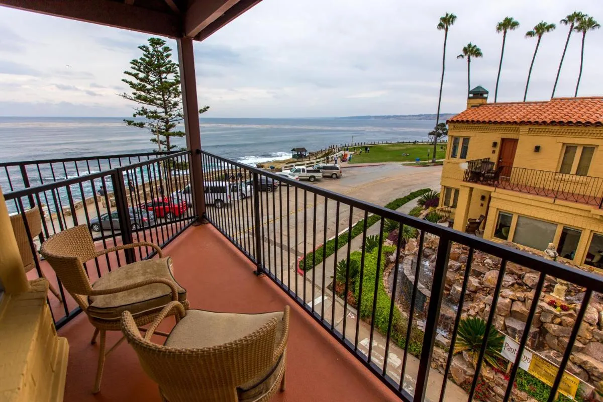 Image 6 of Pantai Inn