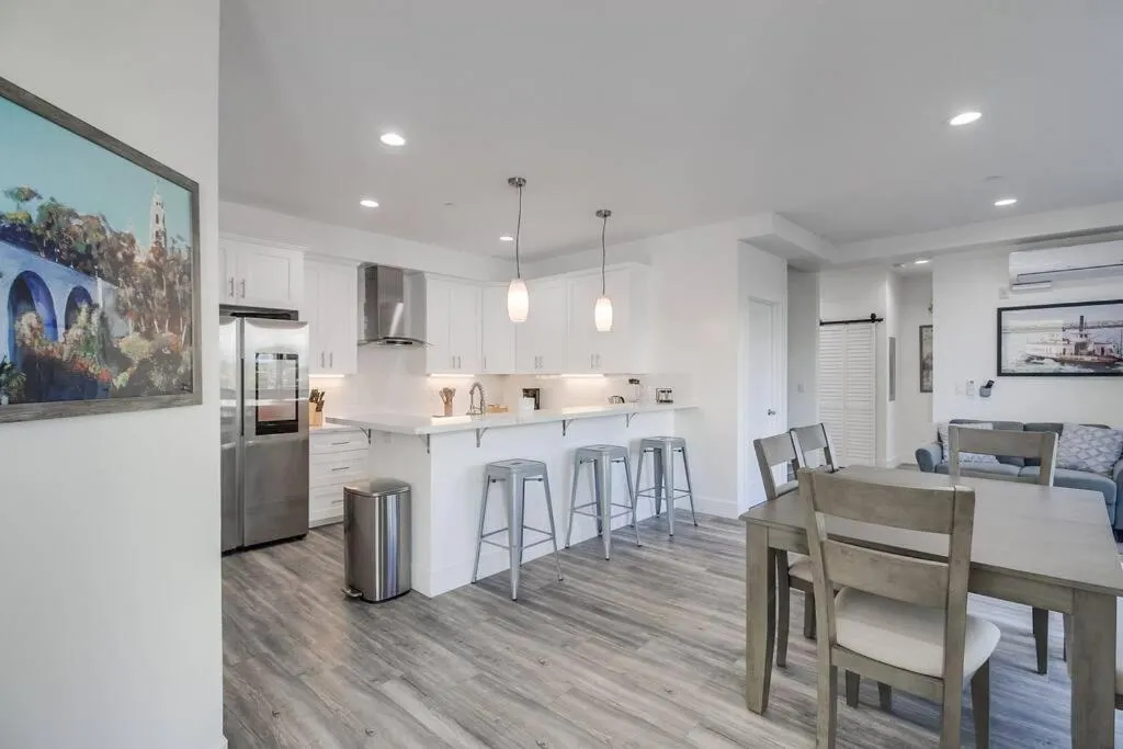 Image of Park Blvd Paradise 304 New construction king bed