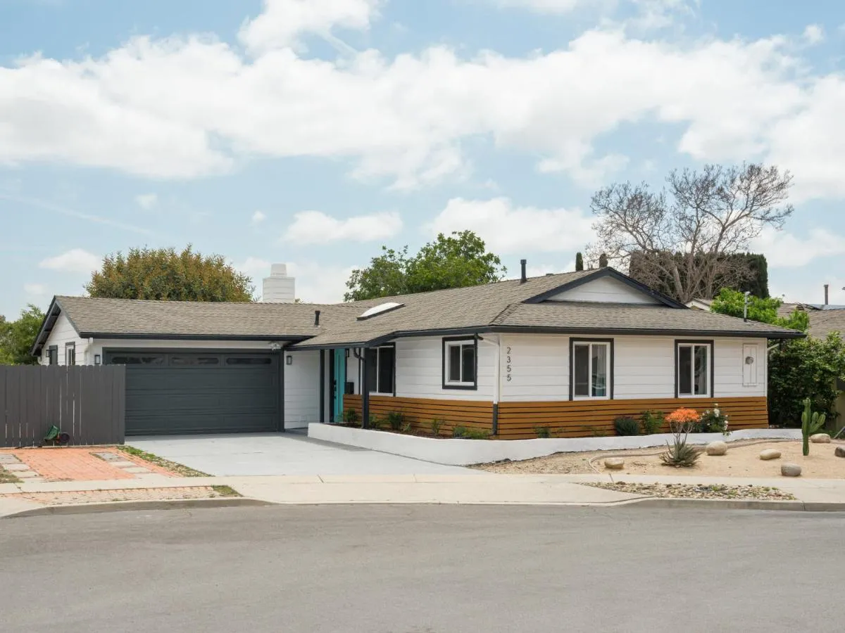 Image 5 of Peaceful 4br with Fire Pit and Huge Yard