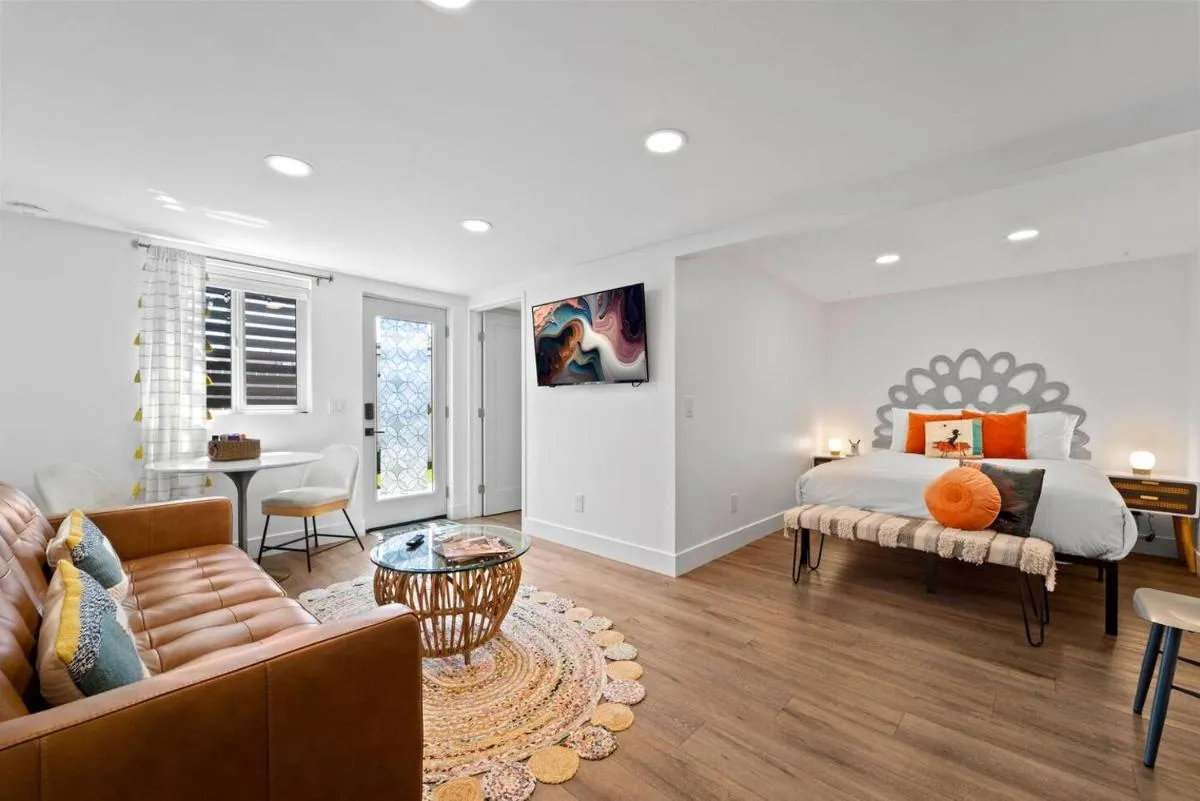 Image 1 of Polk Casita by Rather Be Properties