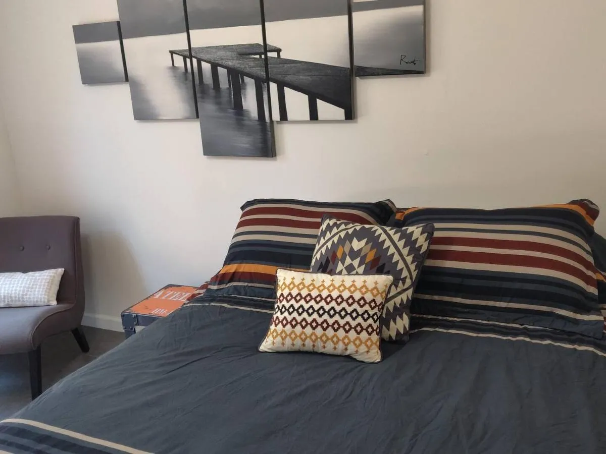 Image 6 of Private room shared full bathroom Torrey pines golf UCSD