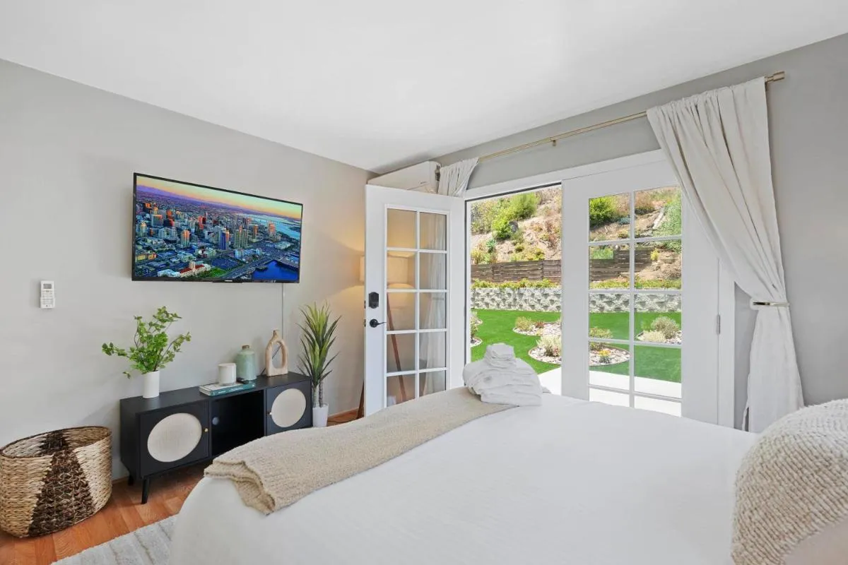 Image 6 of Restful Retreat on Robbins by Cardo