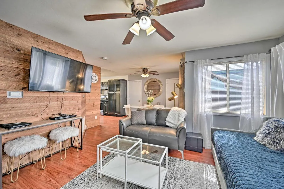 Image 4 of SD Home – Sunny Retreat Steps From Ocean Beach