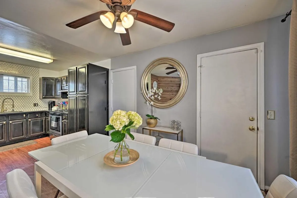 Image 3 of SD Home – Sunny Retreat Steps From Ocean Beach