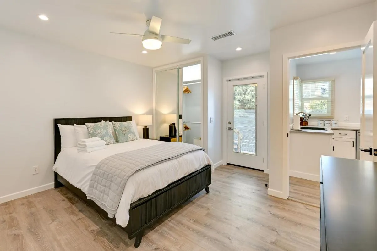 Image 3 of San Diego Cottage with Private Patio 2 Mi to Beach!