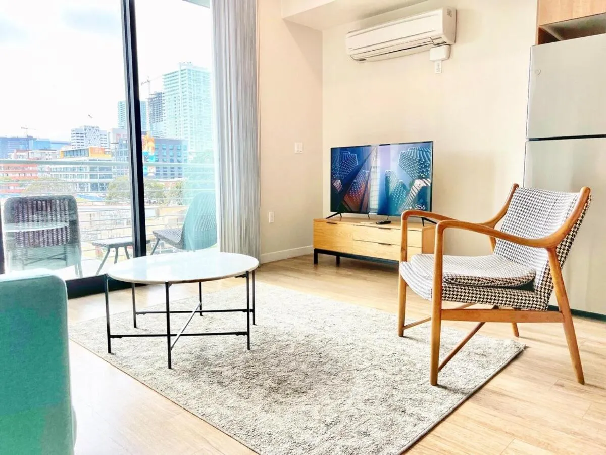 Image 4 of San Diego Skyline – Downtown Apartment