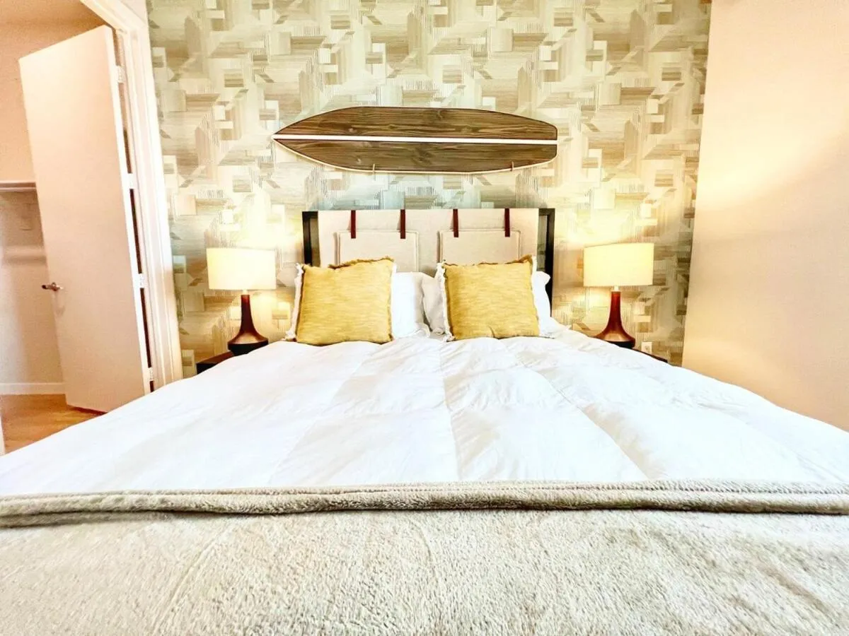 Image 6 of San Diego Skyline – Downtown Apartment