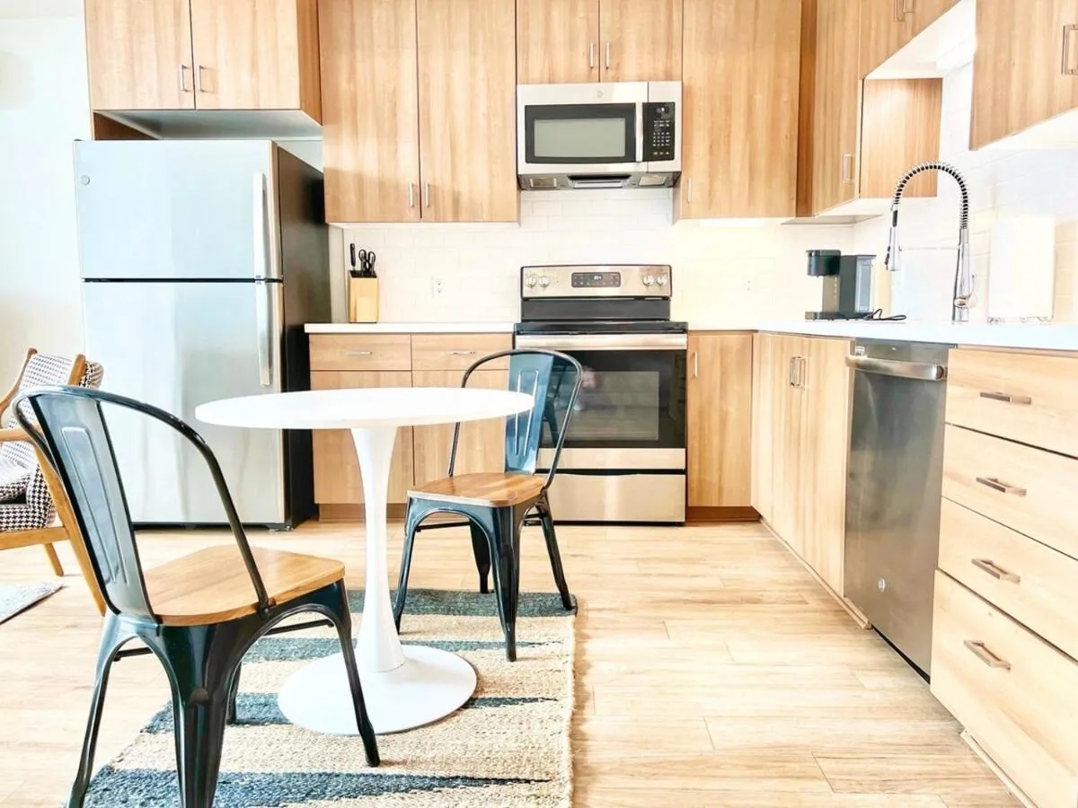 Image 3 of San Diego Skyline – Downtown Apartment