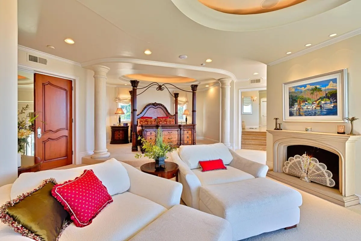 Image 6 of Seascape Estate