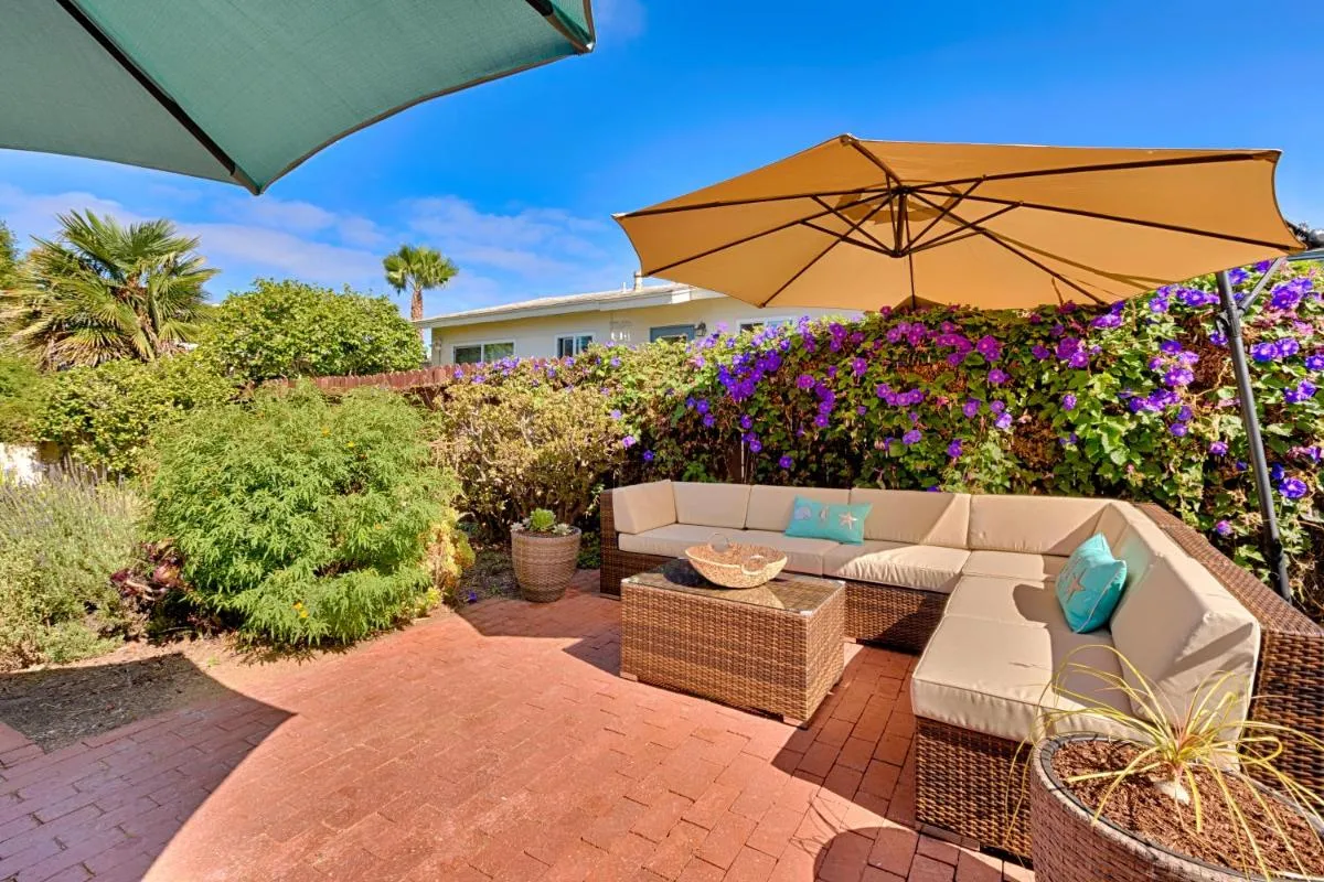 Image 5 of Seashell Cottage