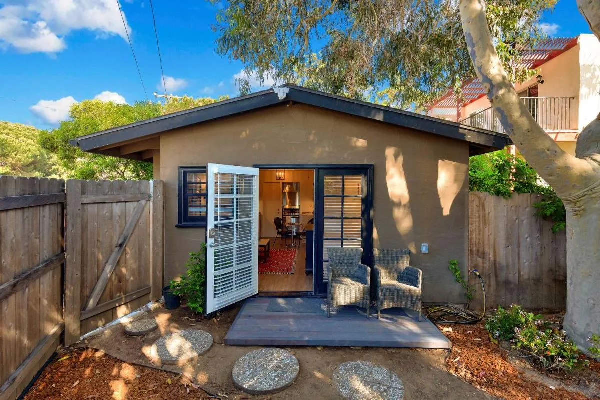 Image 4 of Seashore Studio