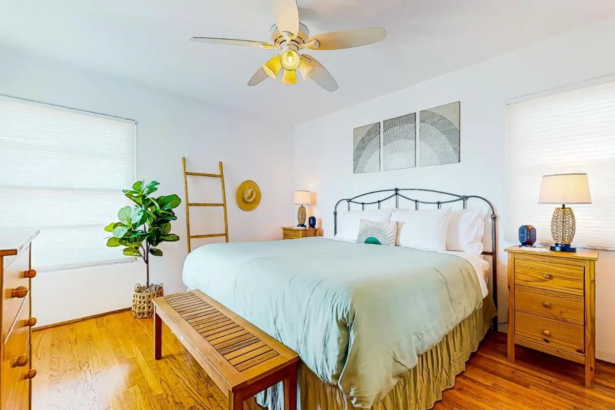 Image 1 of Seaside Beauty