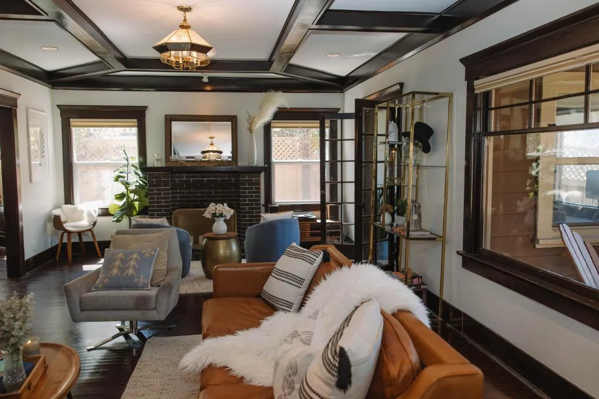 Image 1 of Sept Specials! 3100 Sqft, Hot Tub, Large Groups