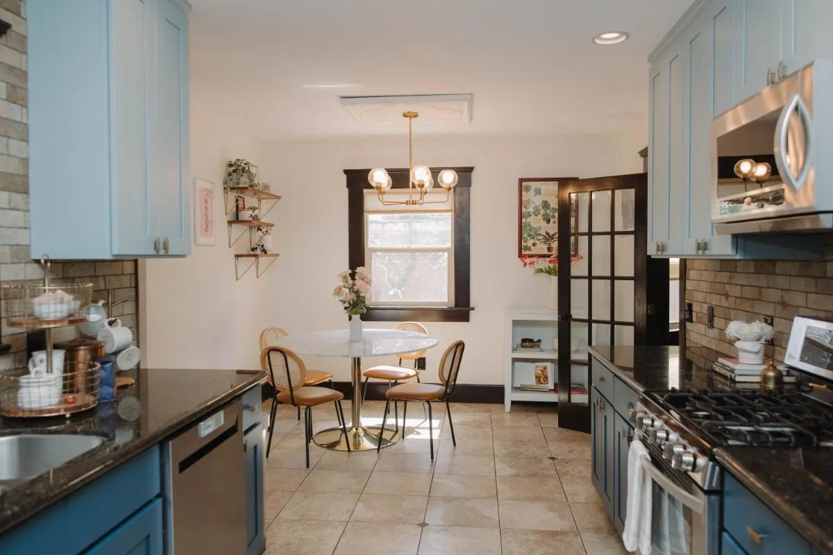 Image 3 of Sept Specials! 3100 Sqft, Hot Tub, Large Groups