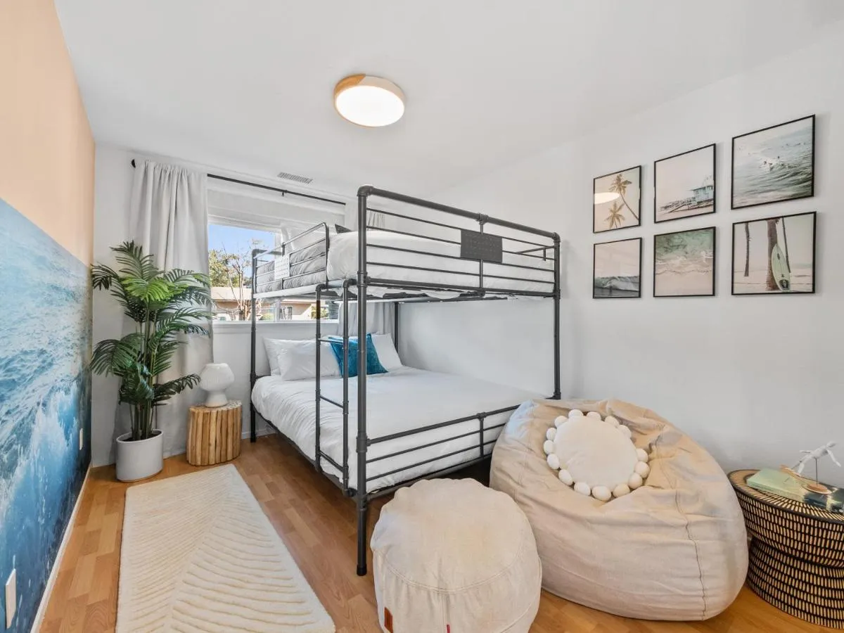 Image 6 of Sept Specials! Sauna, Backyard, Bikes, Luxe Home