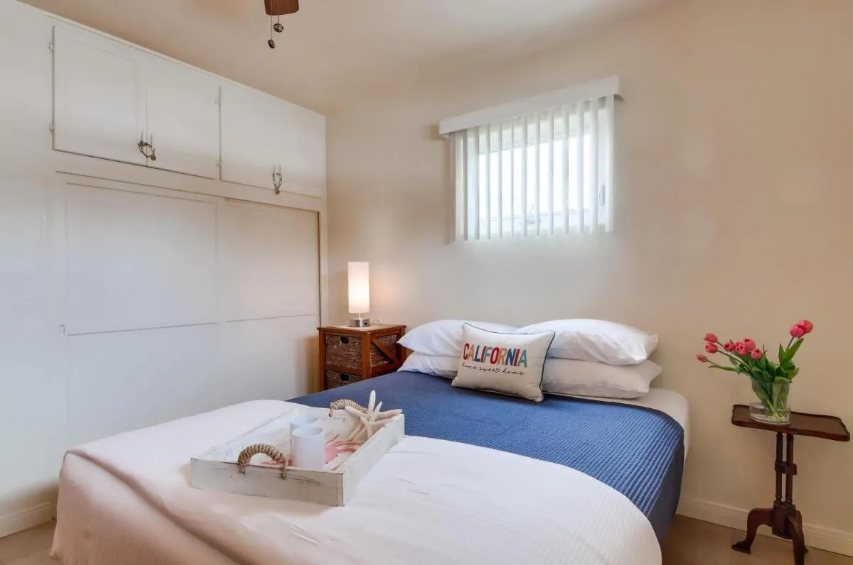 Image 1 of Serenity at Sunset Cliffs