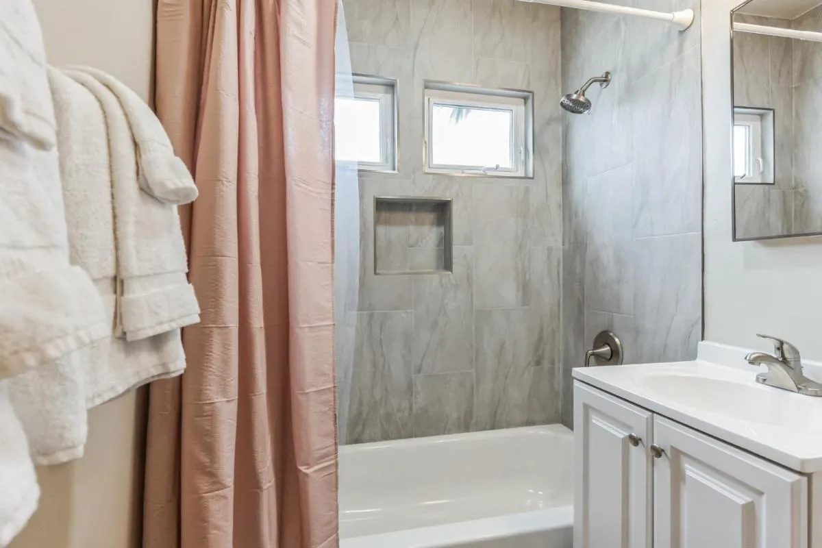 Image 2 of Shore Thing in San Diego.