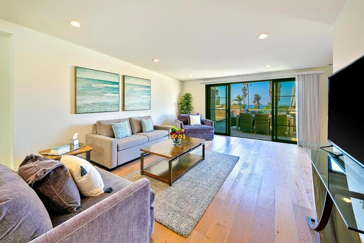 Image 4 of Sol Oasis