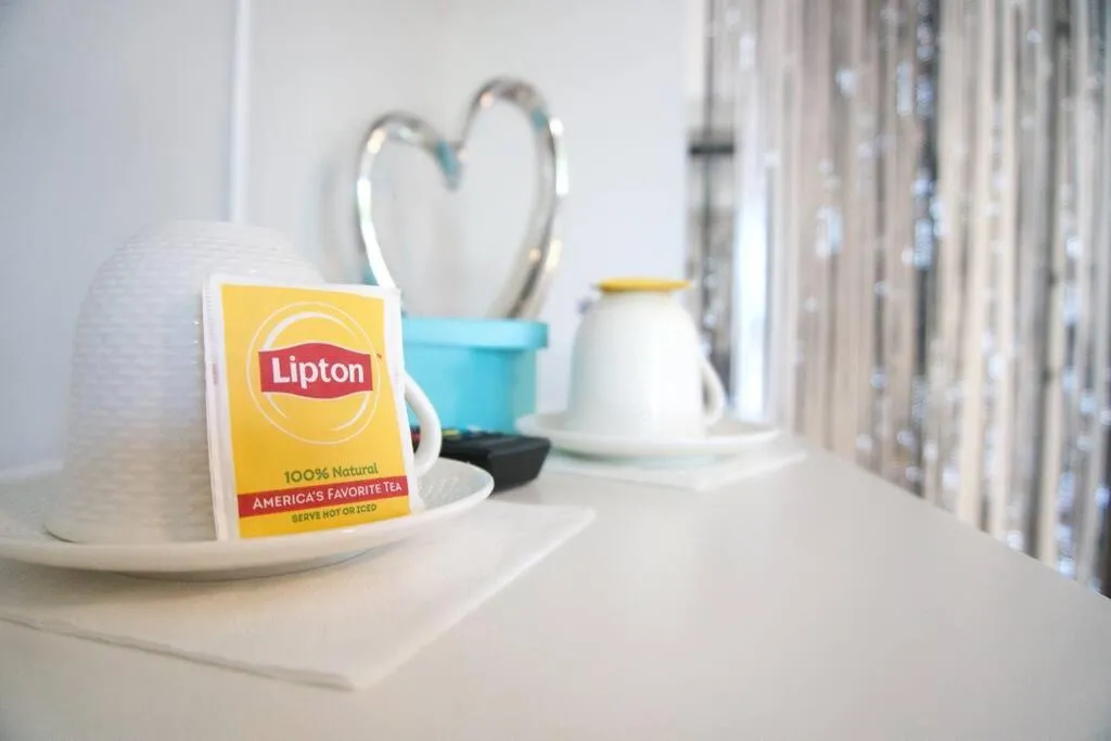 Image 4 of Spacious Guest Suite Amazing Location