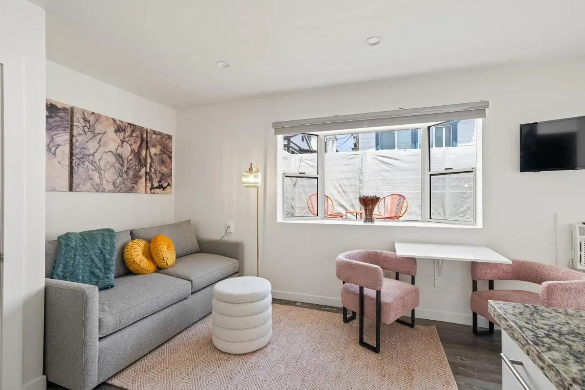 Image 4 of Studio Verde- Free Parking, Central