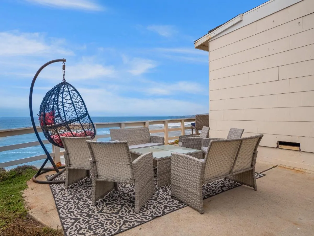 Image 6 of Stunning Oceanfront Villa – Massive Patio, Hot Tub, Parking, Pet Friendly & Views!