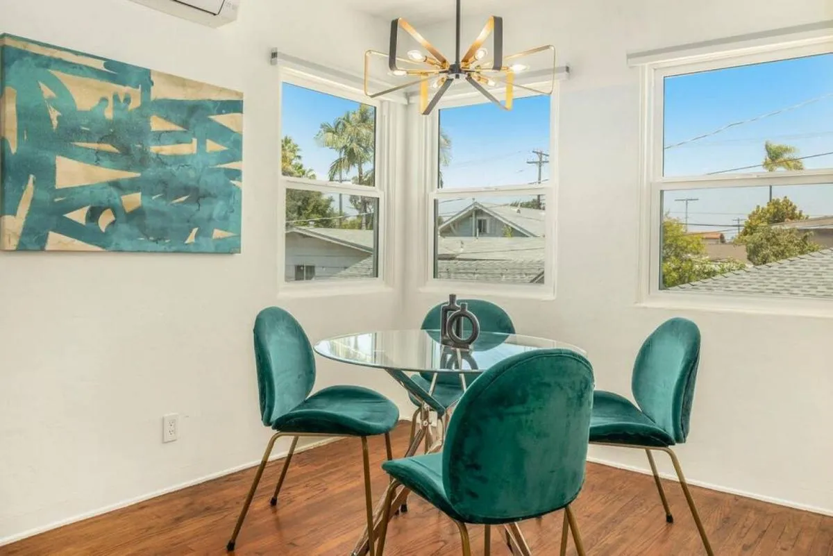 Image 6 of Stylish 1Br Retreat With Garage AC Close 2 Everything