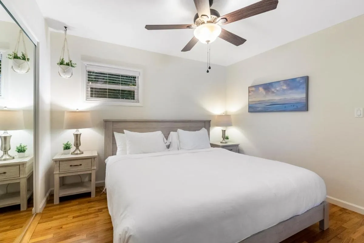 Image 1 of Sunny Bay Bungalow